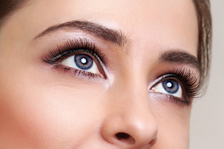 Плюсы и минусы перманентного макияжа глаз