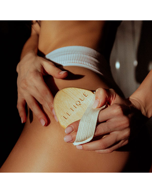 Щетка расческа LETIQUE COSMETICS