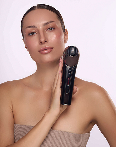 Аппарат для лифтинга и фотоомоложения с DPL, NIR и EMS MiRAY ONE MYTREX 5