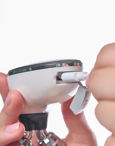 Роликовый массажер миостимулятор – микротоки для лица Biolift m101 Gezatone 14