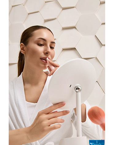 Зеркало для макияжа с подсветкой и беспроводной зарядкой LM112, Gezatone 10