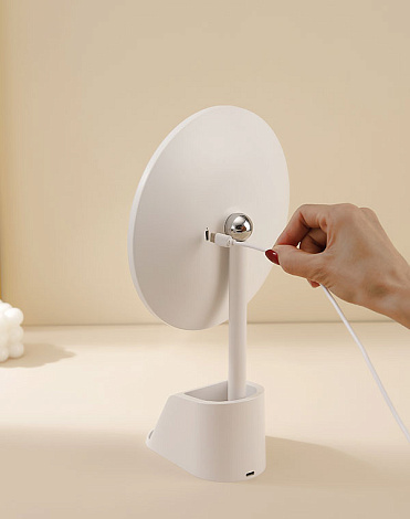 Зеркало для макияжа с подсветкой и беспроводной зарядкой LM112, Gezatone 12