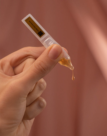 Увлажняющая сыворотка с гиалуроновой кислотой «Golden Glow Ampoules», Beauty Style, 1,5 мл*10 шт 4