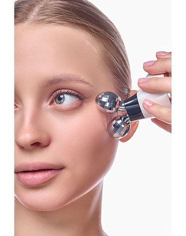 Роликовый массажер миостимулятор – микротоки для лица Biolift m101 Gezatone 16